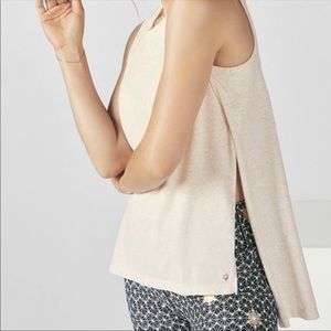 NWT!! Fabletics Augusta Slit Side Tunic (S)